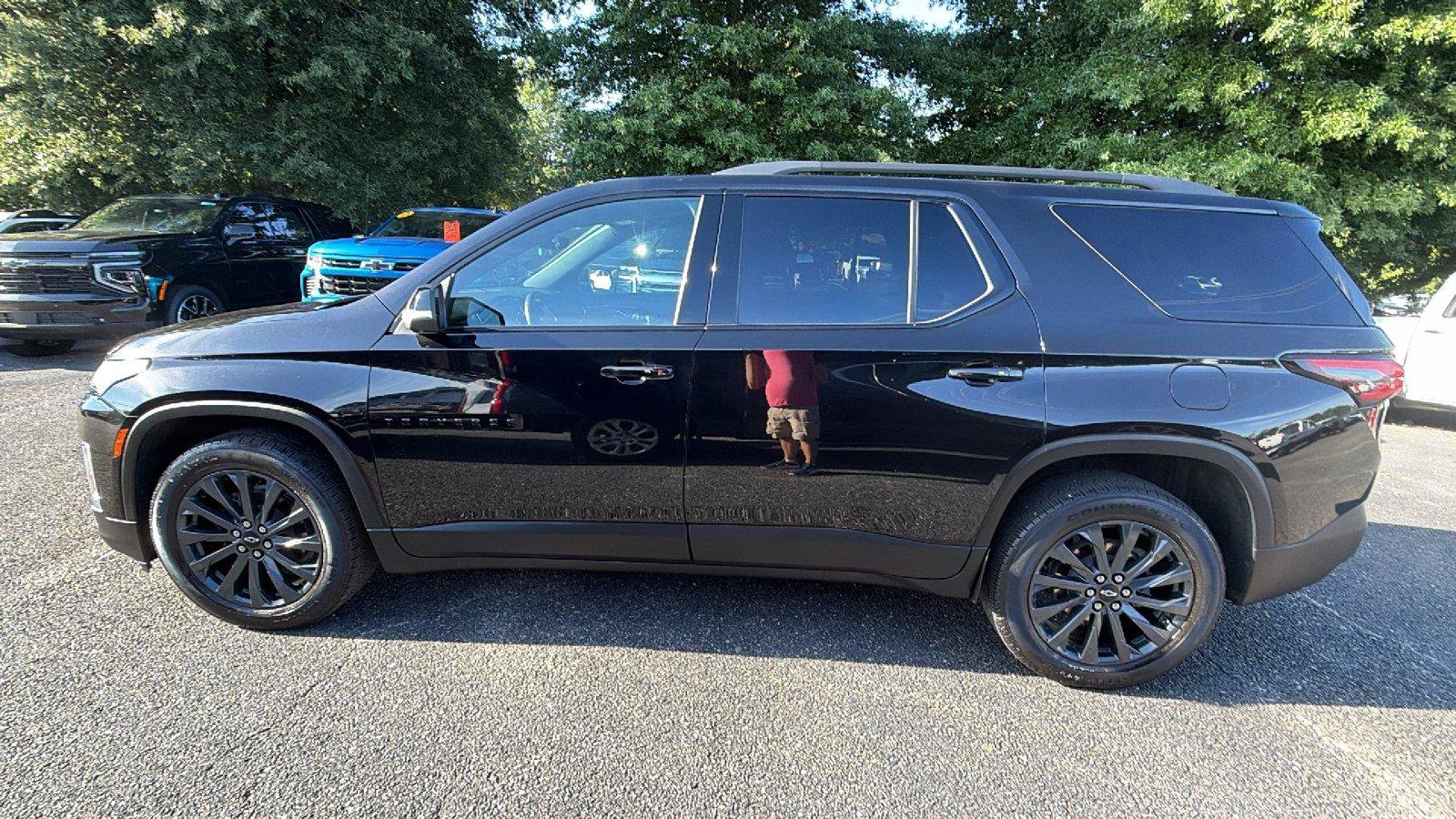 Used 2022 Chevrolet Traverse RS AWD/4WD image 12