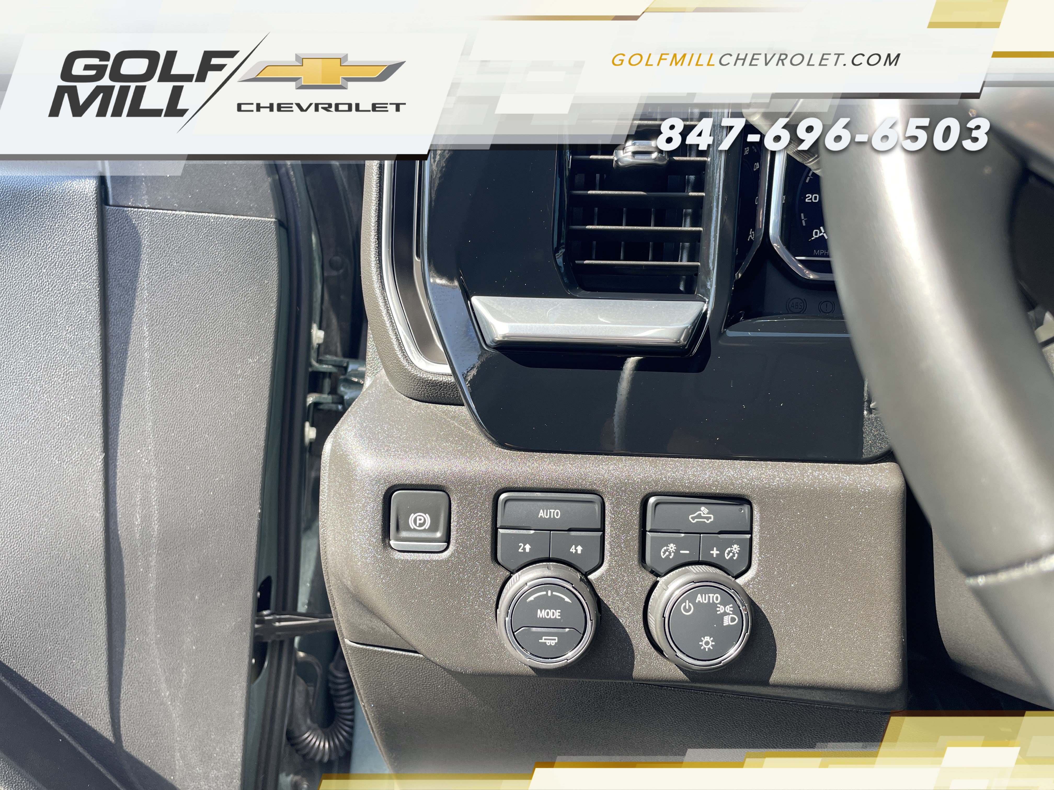 Certified 2025 Chevrolet Silverado 1500 LT AWD/4WD image 15