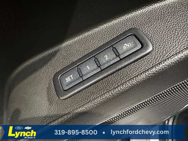 Used 2018 GMC Yukon SLT AWD/4WD image 6
