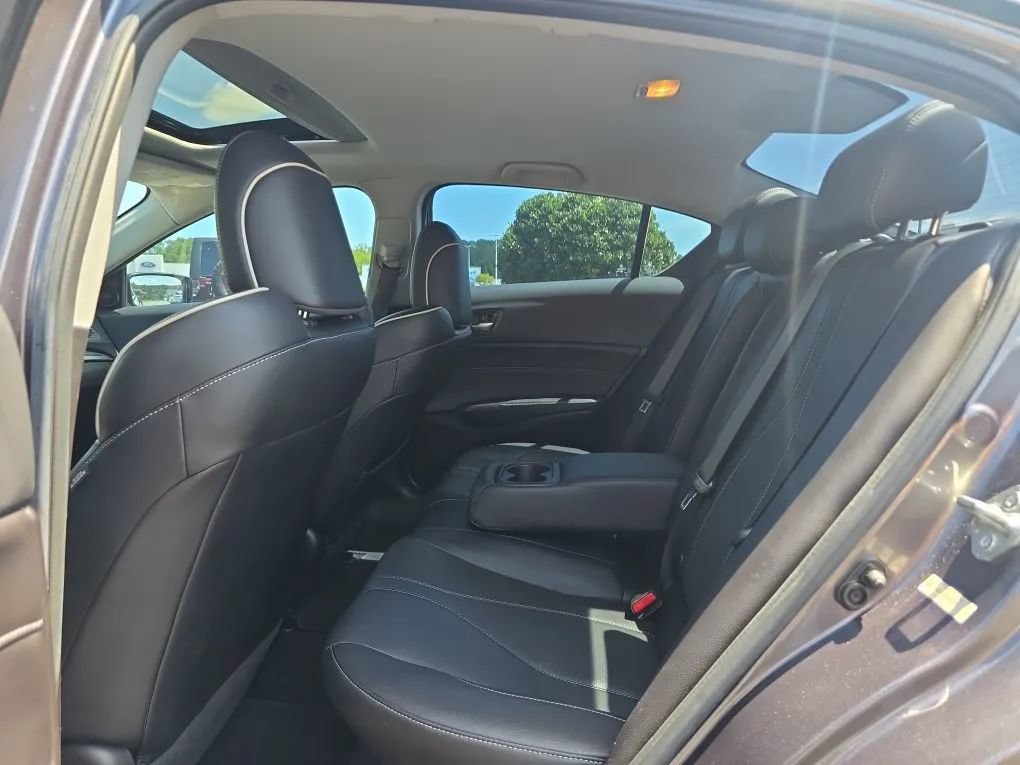 Used 2021 Acura ILX w/ Premium Package FWD image 40