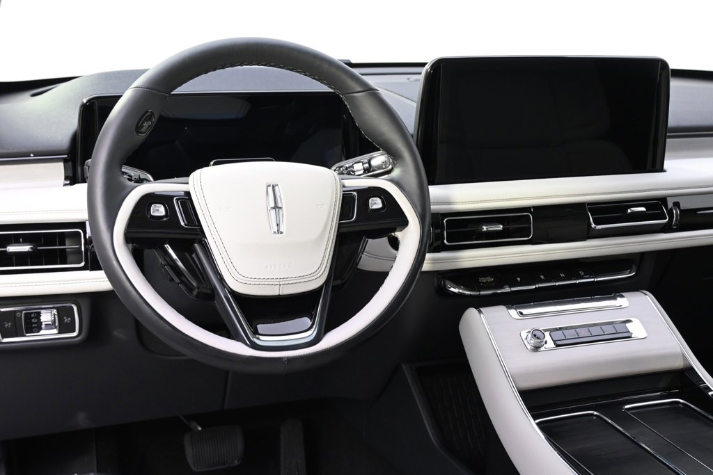New 2026 Lincoln Aviator Reserve image 12