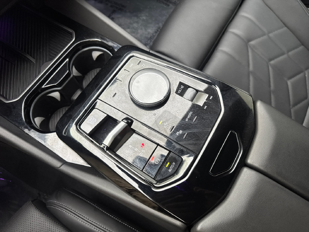 Used 2026 BMW 530i RWD image 71