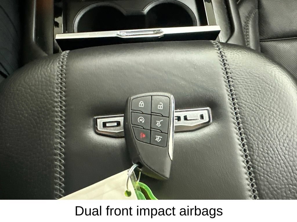 Used 2025 GMC Yukon Denali AWD/4WD image 42