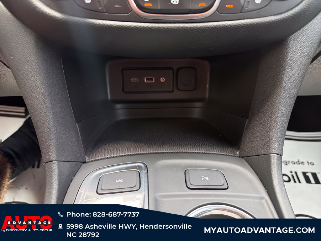 Used 2024 Chevrolet Equinox LT AWD/4WD image 21