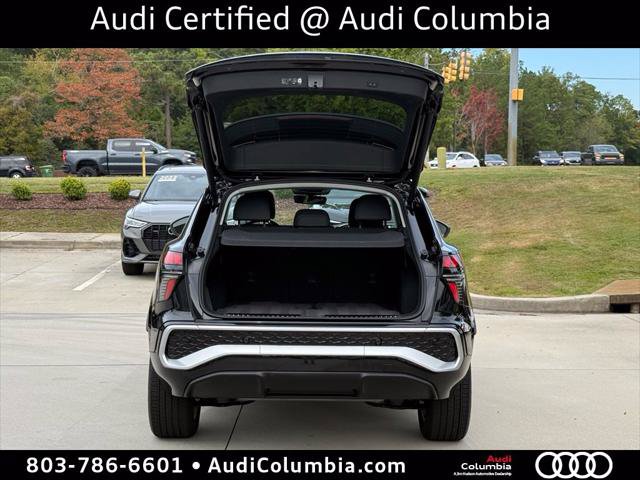Used 2026 Audi Q3 quattro 2.0T w/ Driver Assistance Package AWD/4WD image 17