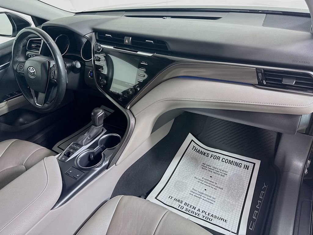 Certified 2020 Toyota Camry XSE FWD image 29