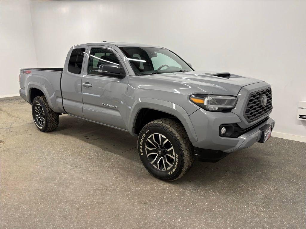 Used 2021 Toyota Tacoma TRD Sport image 9