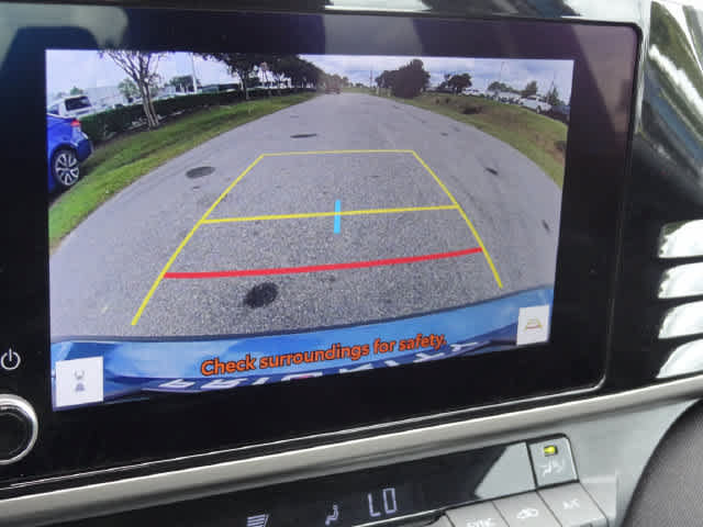 Used 2025 Toyota Camry LE FWD image 28