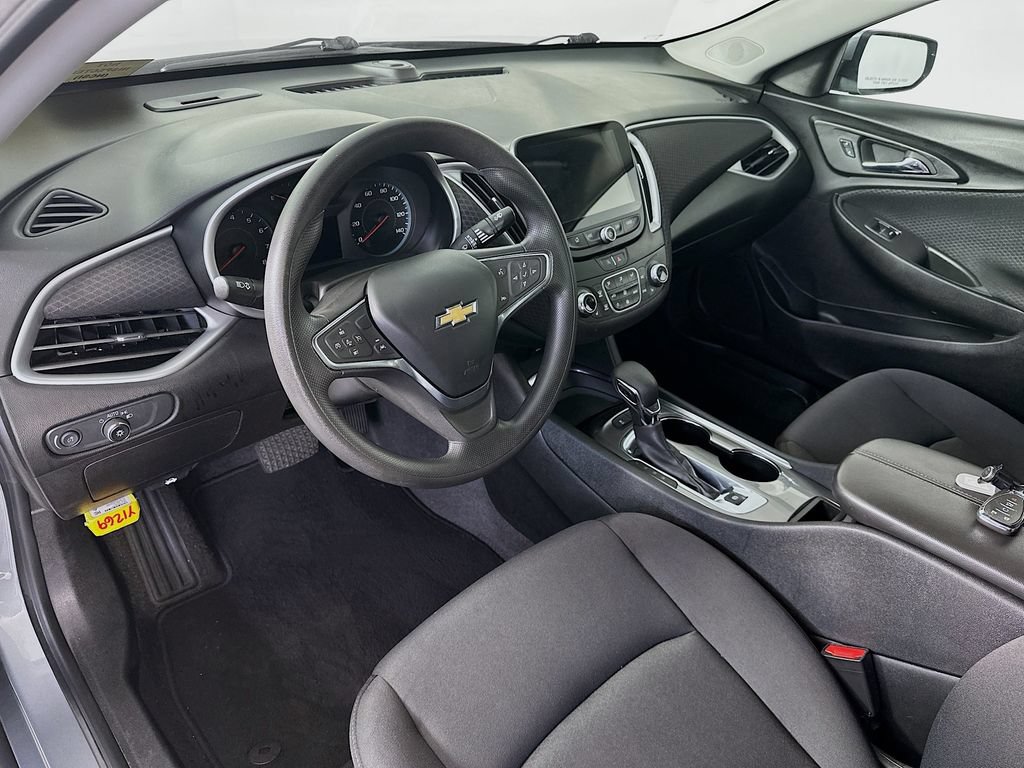 Used 2024 Chevrolet Malibu LT FWD image 30