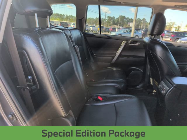 Used 2012 Toyota Highlander SE w/ Tow Pkg FWD image 28