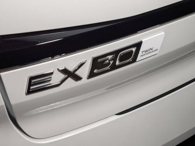 New 2025 Volvo EX30 Ultra w/ Protection Package Premier AWD/4WD image 31