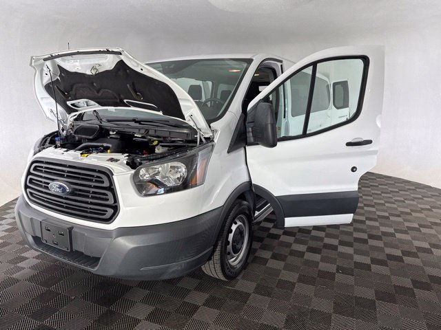 Used 2018 Ford Transit 150 XL RWD image 12