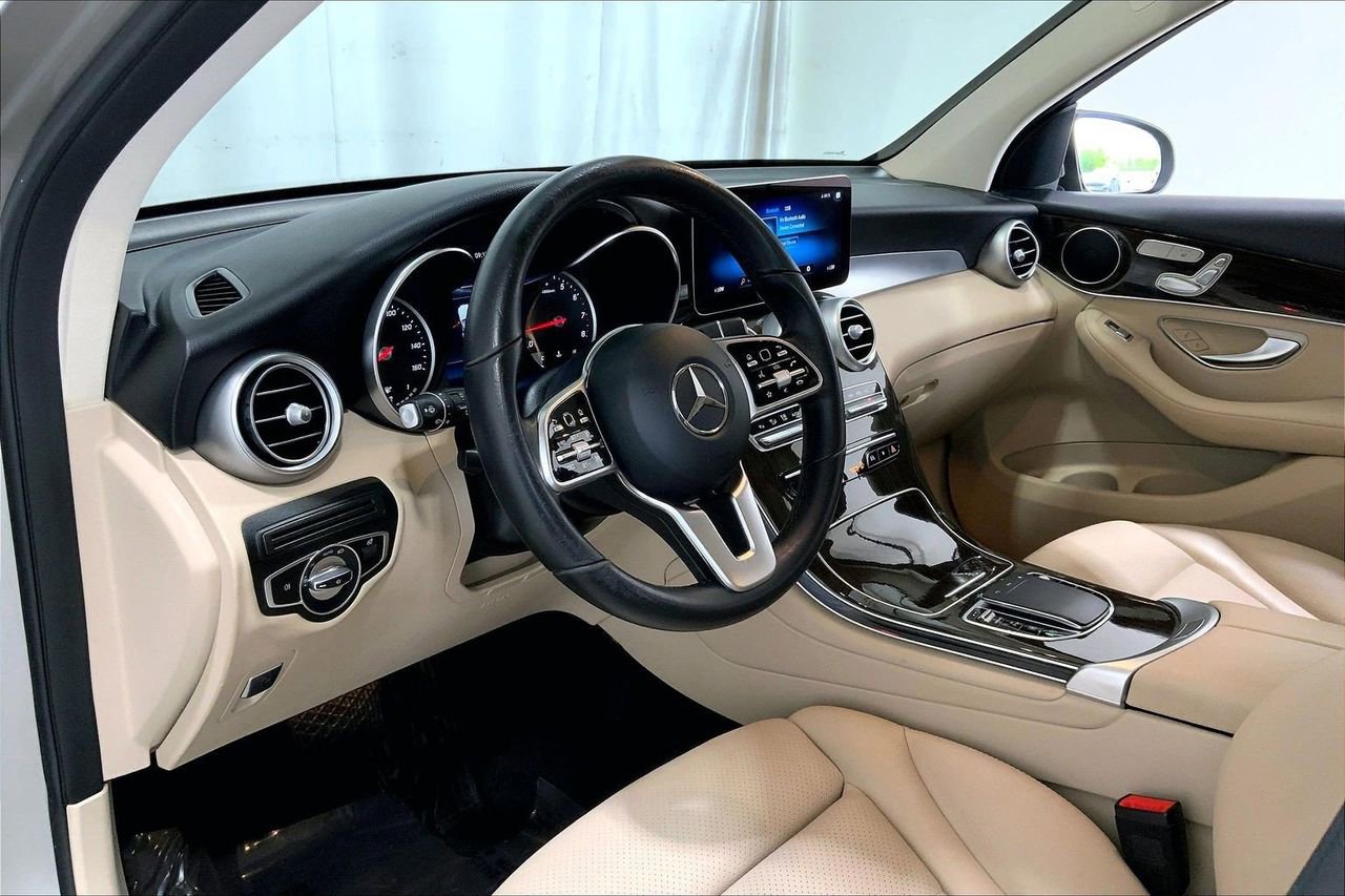 Used 2022 Mercedes-Benz GLC 300 image 14