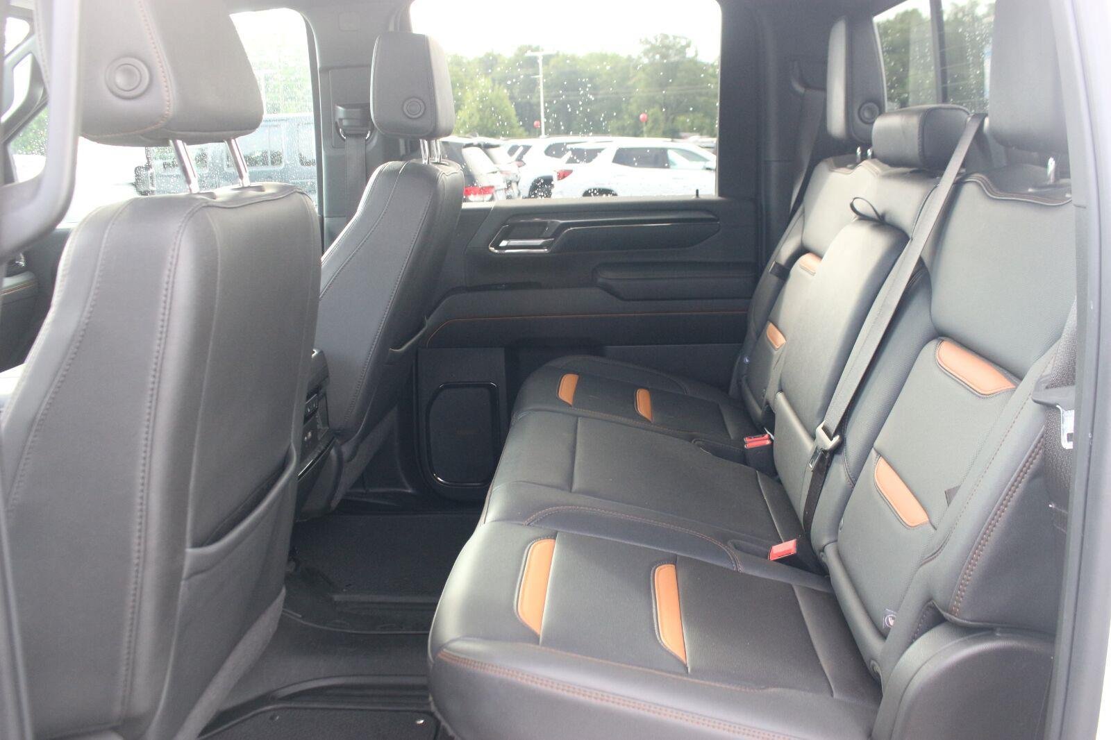 Used 2024 GMC Sierra 3500 AT4 w/ AT4 Premium Plus Package AWD/4WD image 34