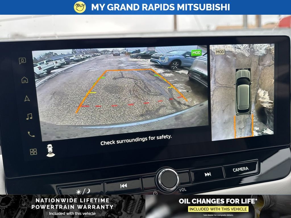 New 2026 Mitsubishi Outlander SEL image 23