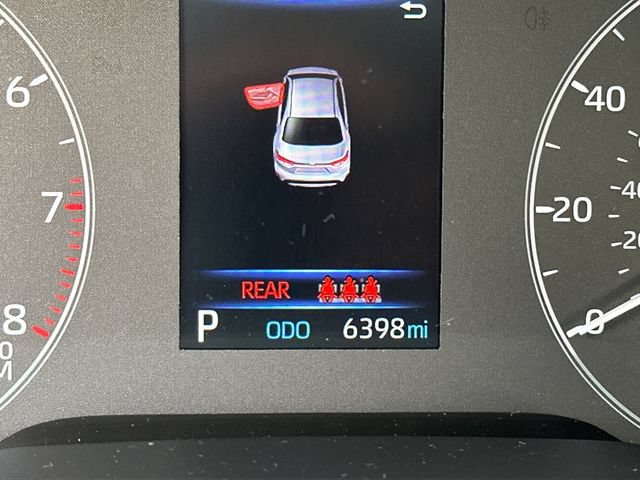 Used 2025 Toyota Corolla LE FWD image 18