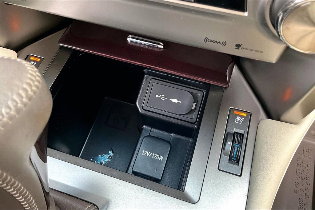 Used 2019 Lexus GX 460 Premium w/ Premium Package image 15