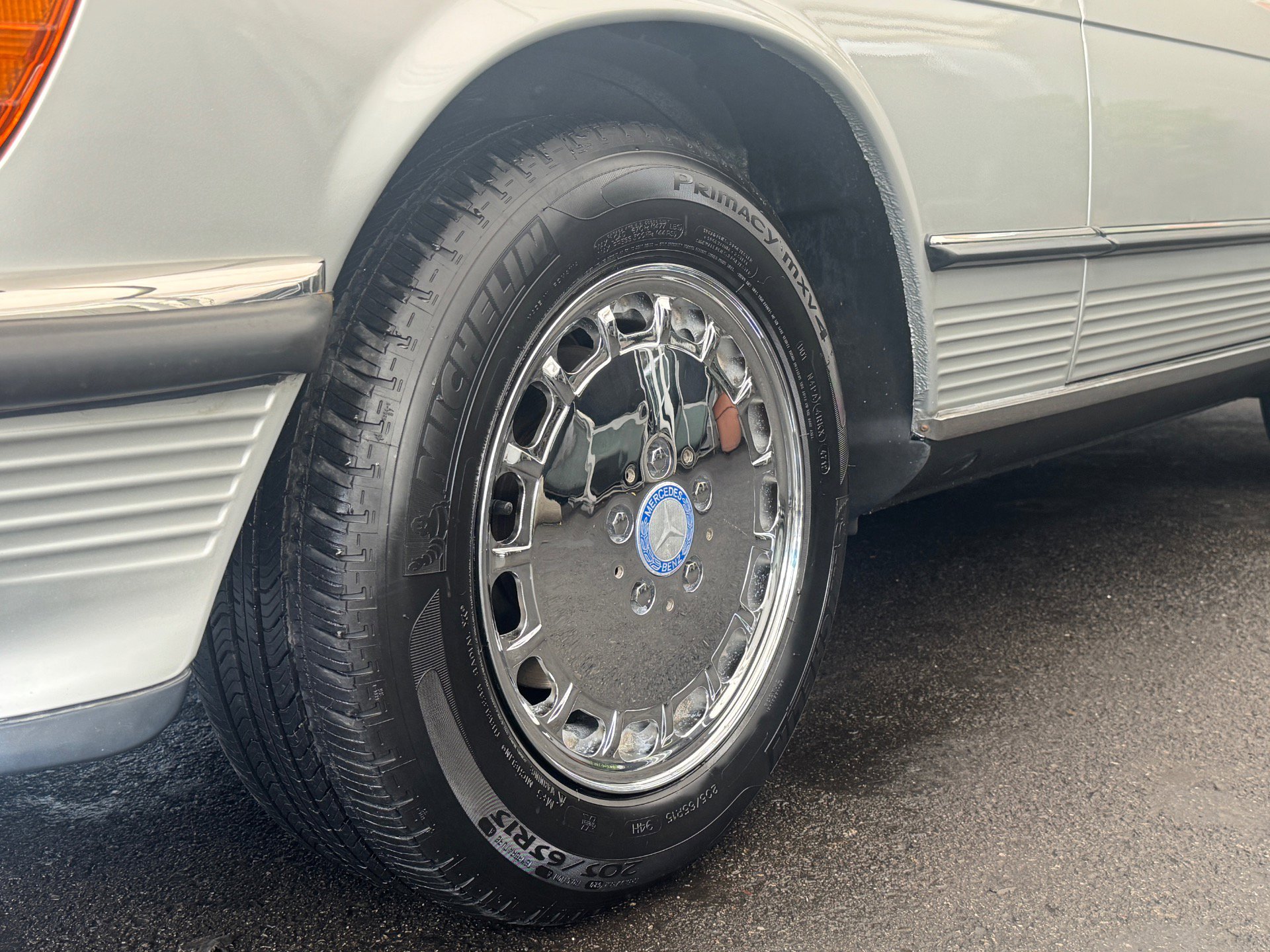 Used 1986 Mercedes-Benz 560 SL image 19