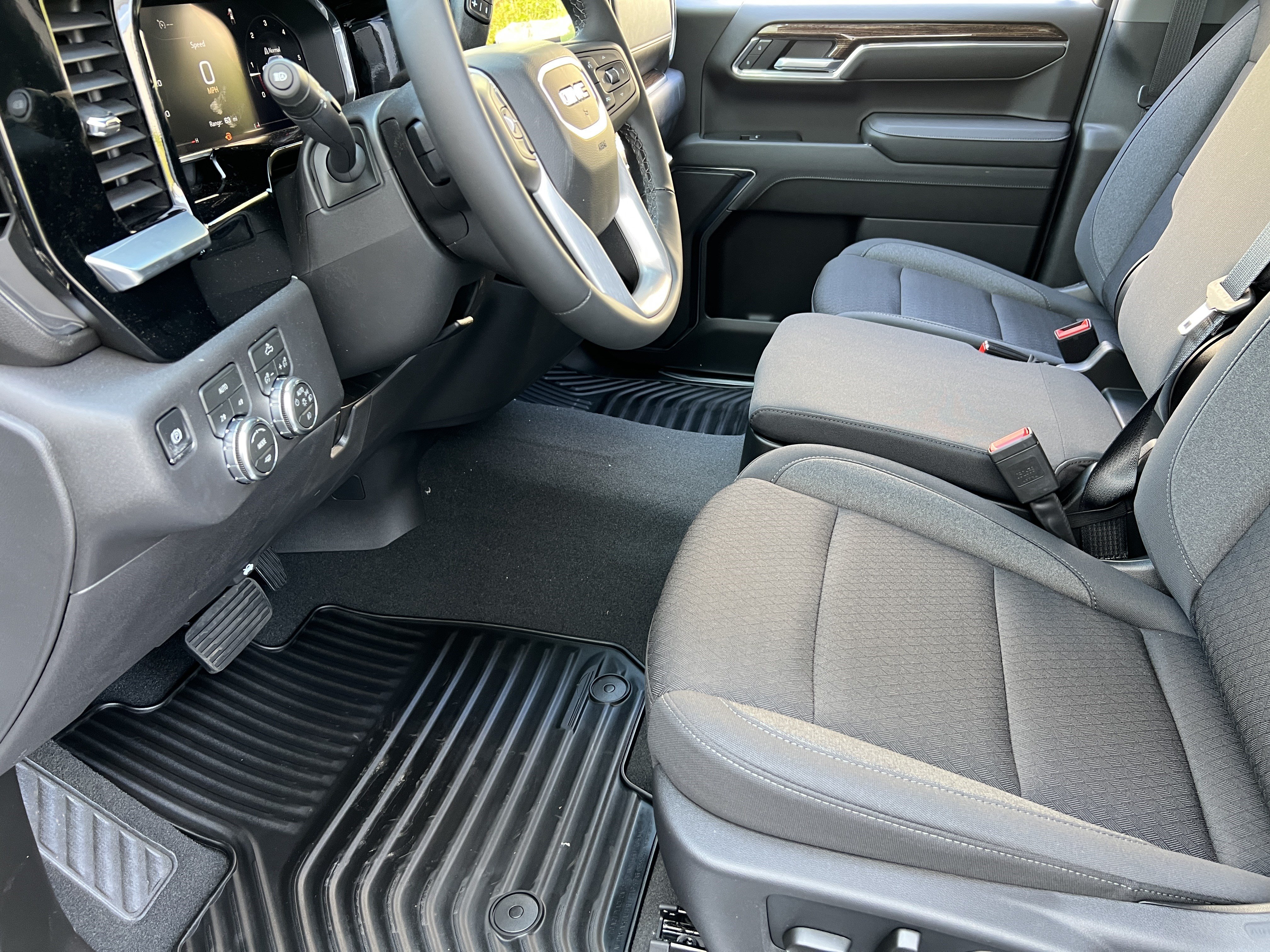 New 2026 GMC Sierra 1500 Elevation AWD/4WD image 15