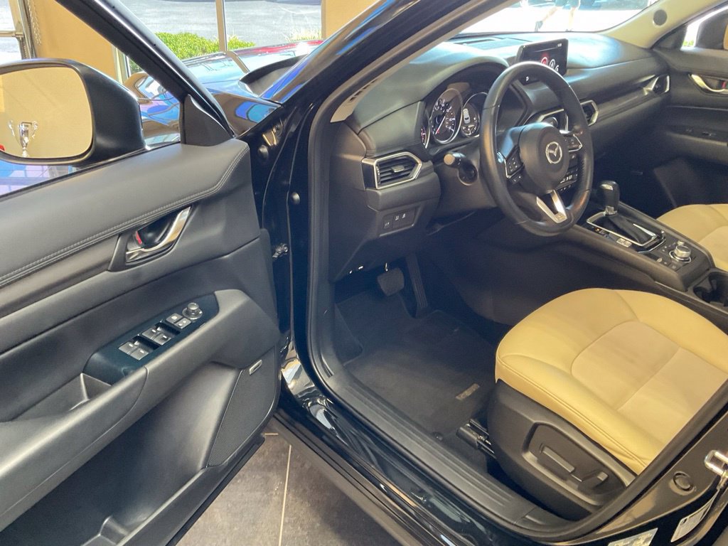 Used 2019 MAZDA CX-5 Touring FWD image 10