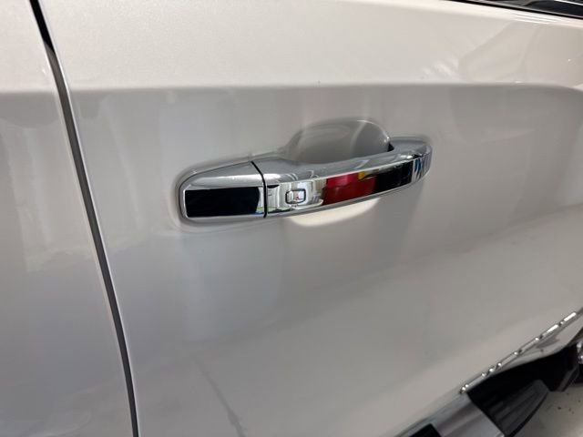 Used 2019 GMC Sierra 1500 SLT w/ SLT Premium Plus Package image 22