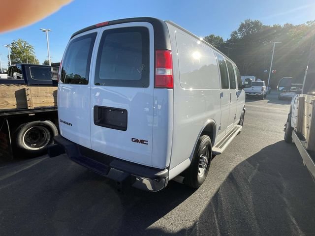 Used 2025 GMC Savana 2500 w/ Driver Convenience Package RWD image 7
