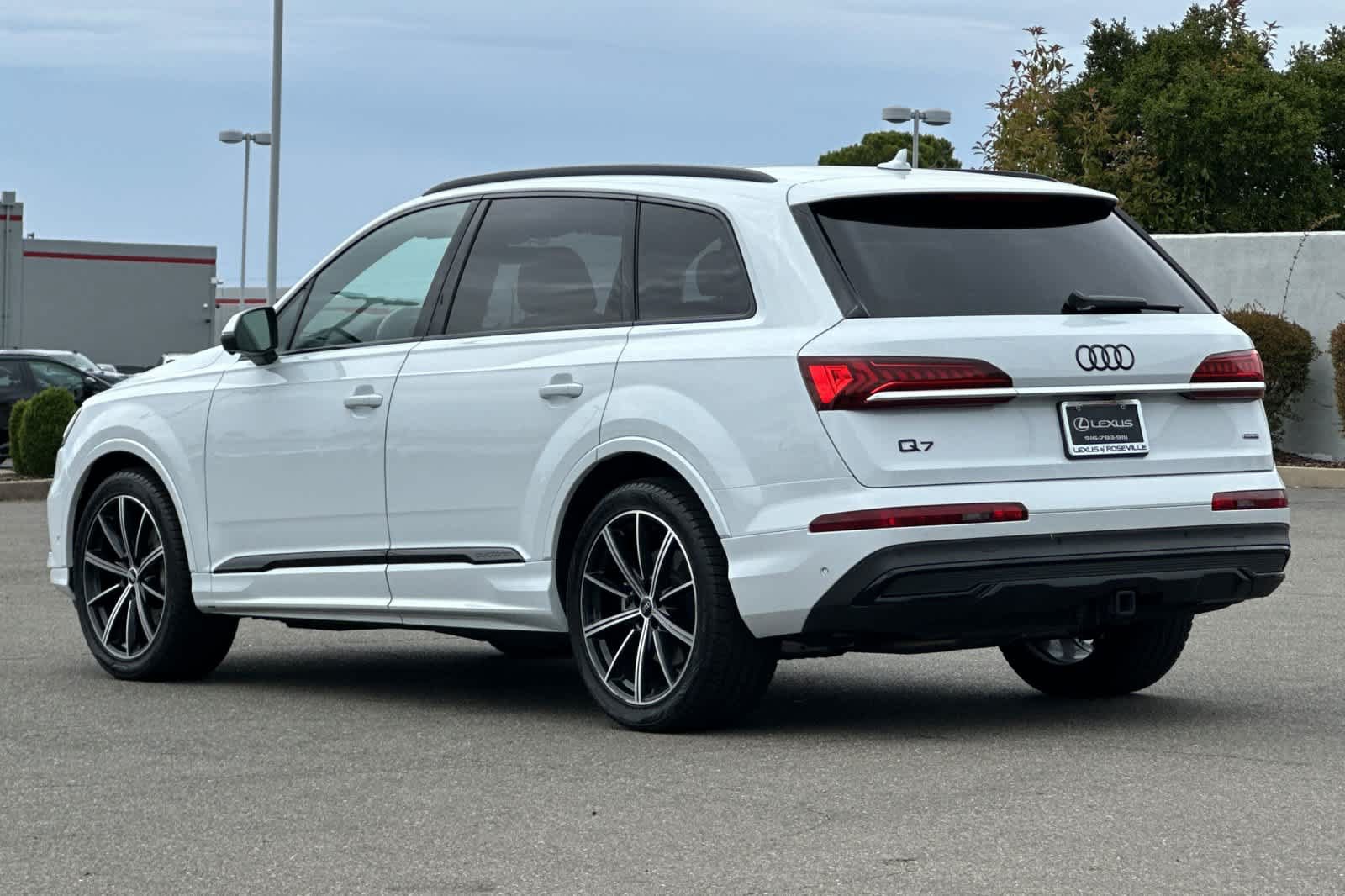 Used 2021 Audi Q7 3.0T Prestige AWD/4WD image 7