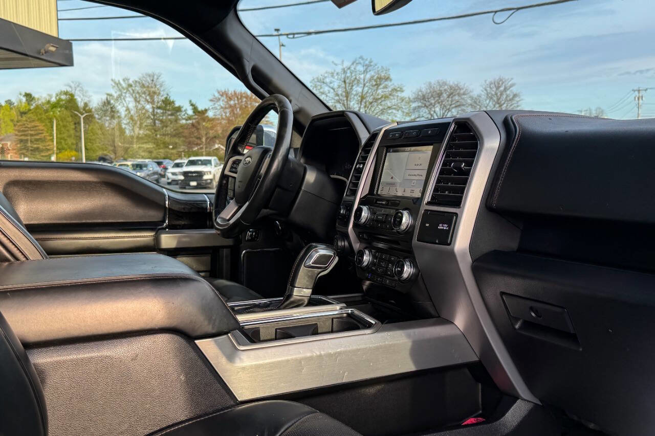 Used 2018 Ford F150 Platinum w/ Equipment Group 701A Luxury image 12
