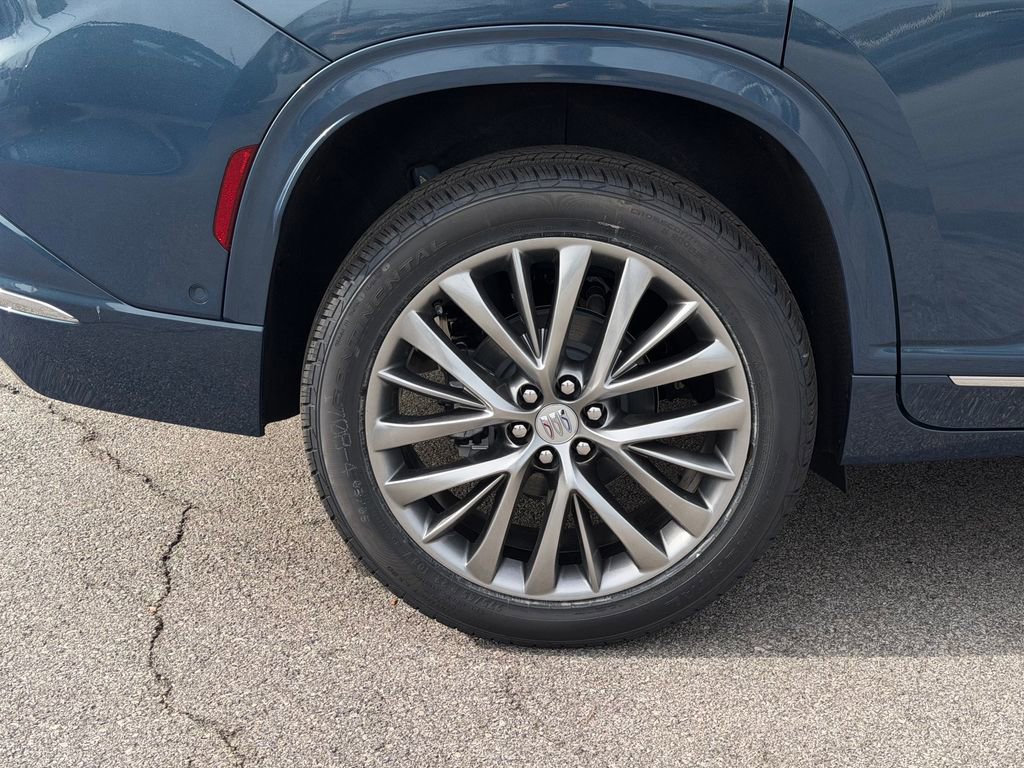 New 2026 Buick Enclave Avenir w/ Super Cruise Package image 10