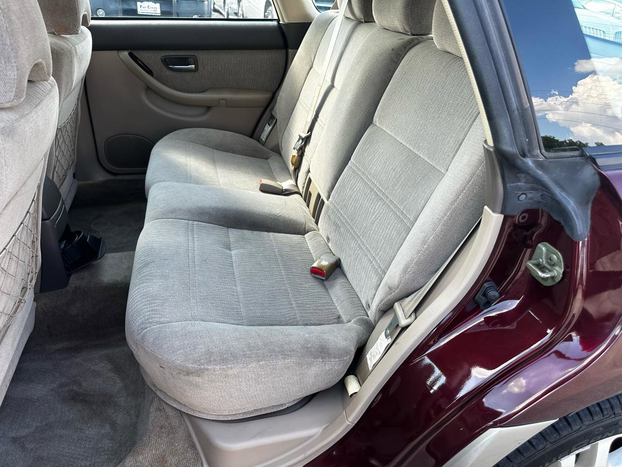 Used 2001 Subaru Outback Wagon AWD/4WD image 34