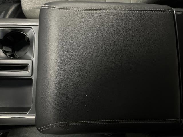 Used 2022 Ford F150 XLT w/ XTR Package image 18