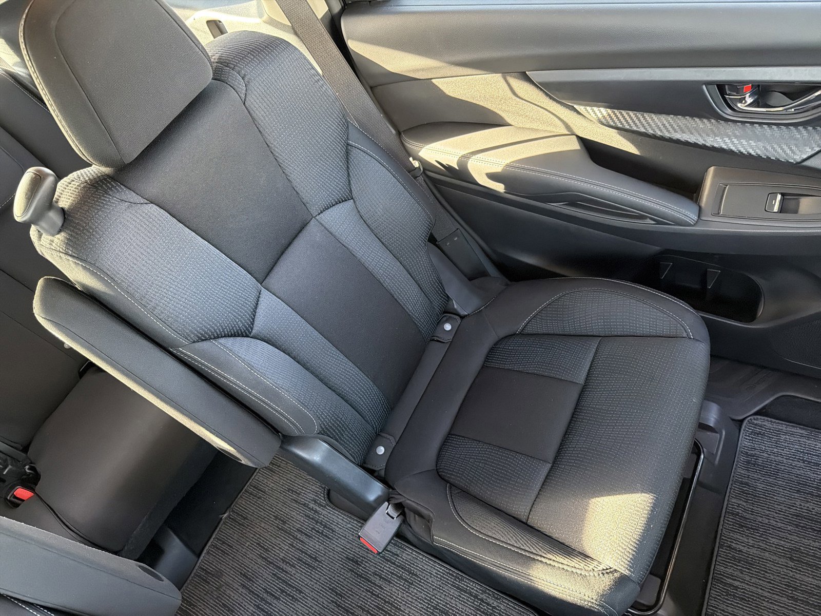 Certified 2024 Subaru Ascent Premium w/ Convenience Package image 14