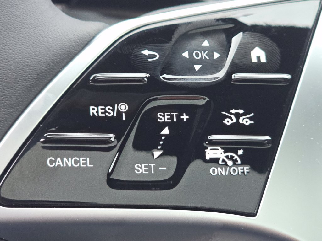 New 2027 Mercedes-Benz GLC 300 4MATIC image 35