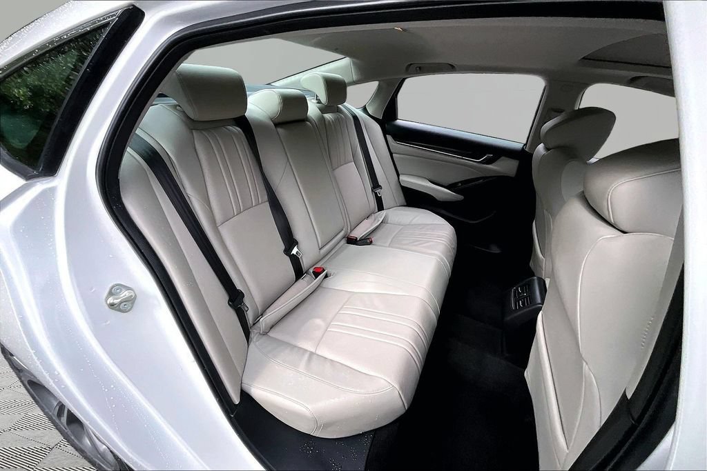 Used 2018 Honda Accord EX-L image 19
