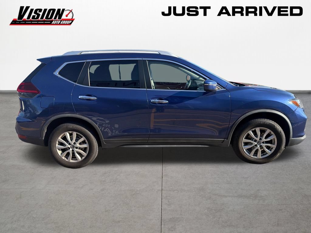 Used 2019 Nissan Rogue SV AWD/4WD image 4