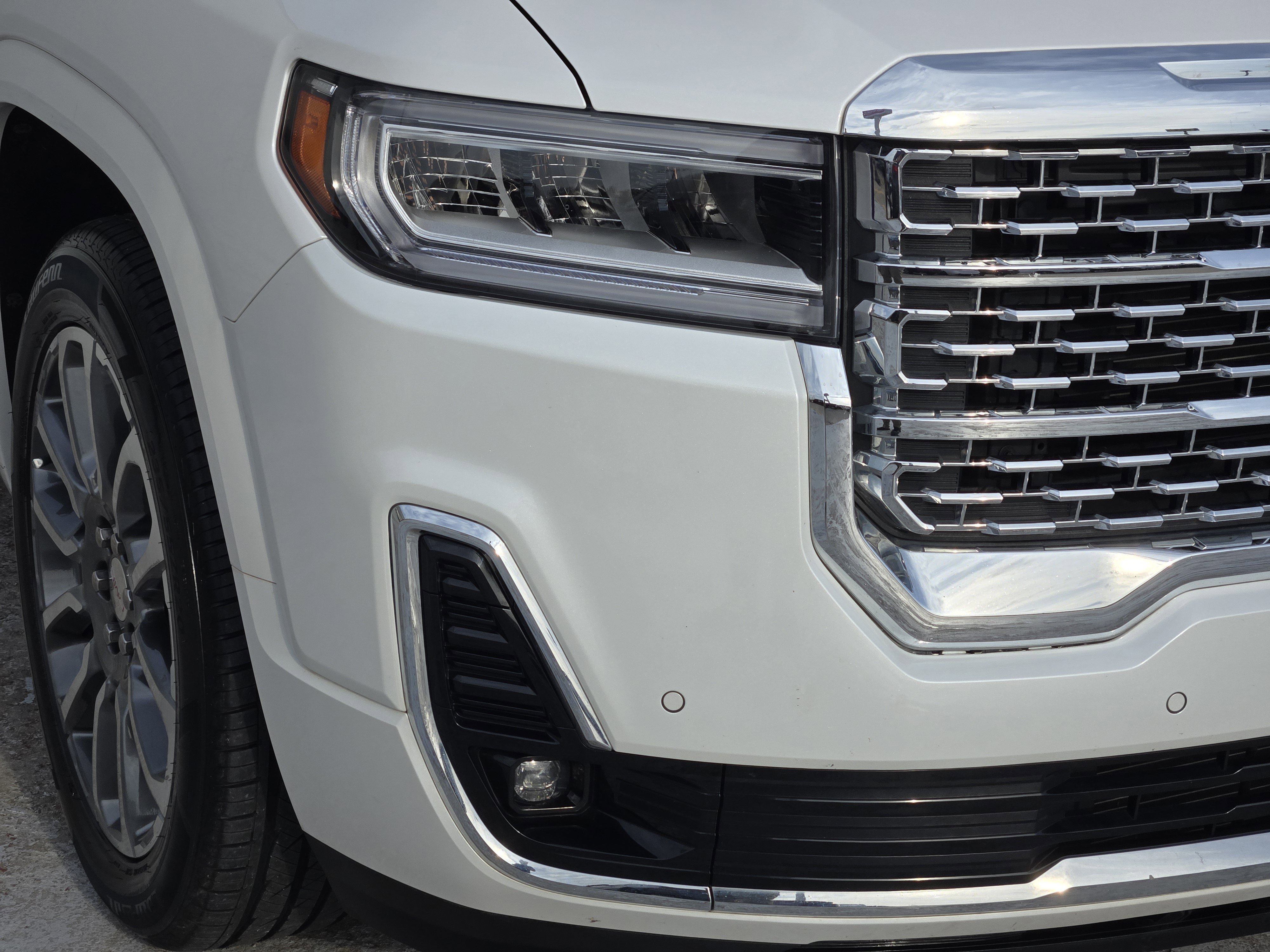 Used 2021 GMC Acadia Denali image 10