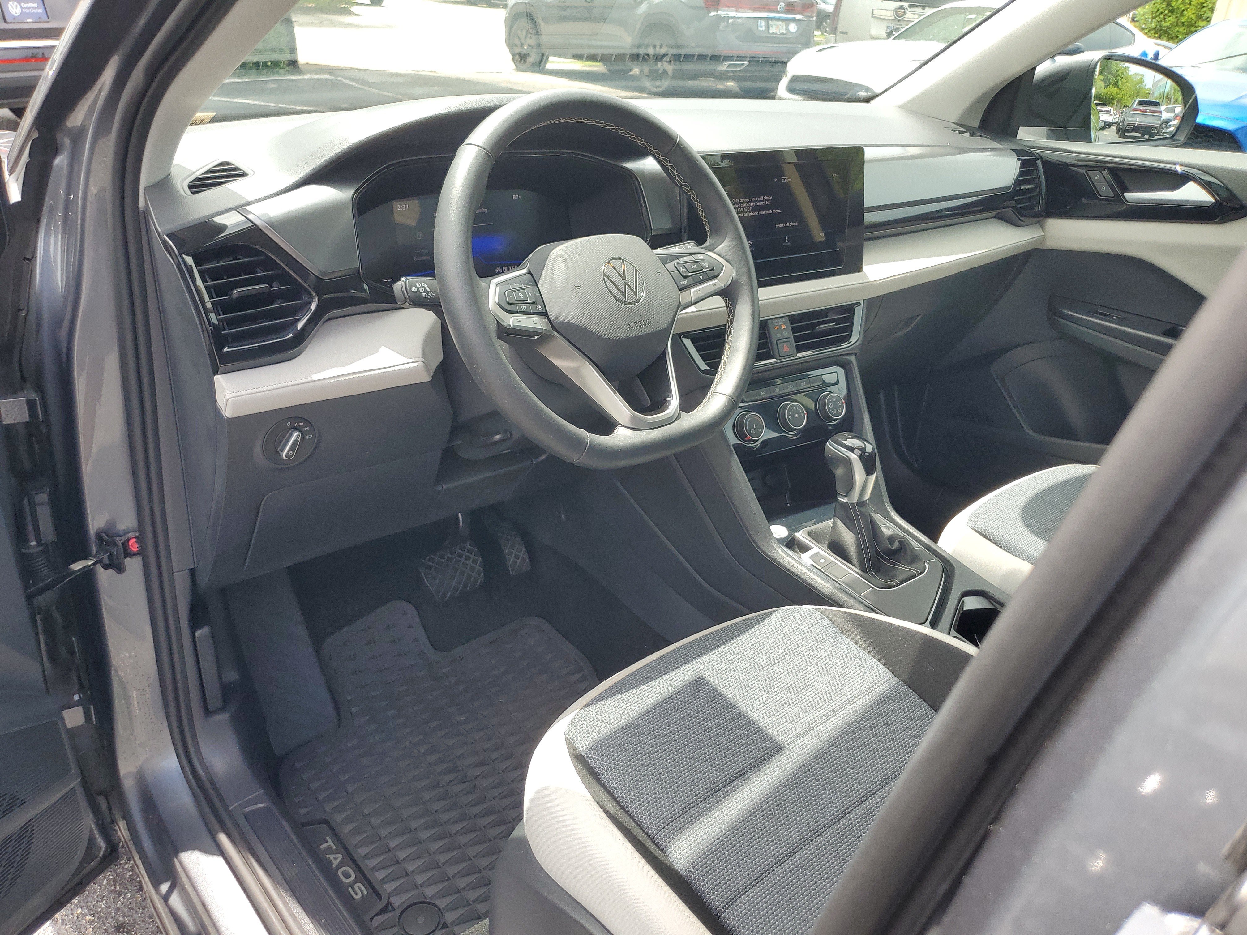 Used 2025 Volkswagen Taos S FWD image 19