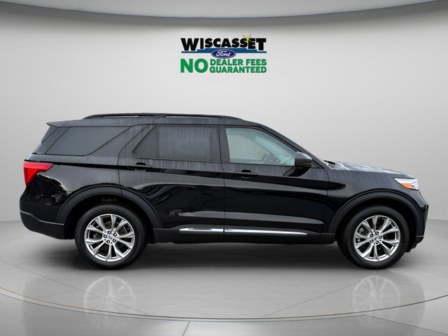 Used 2023 Ford Explorer XLT w/ Equipment Group 202A AWD/4WD image 6