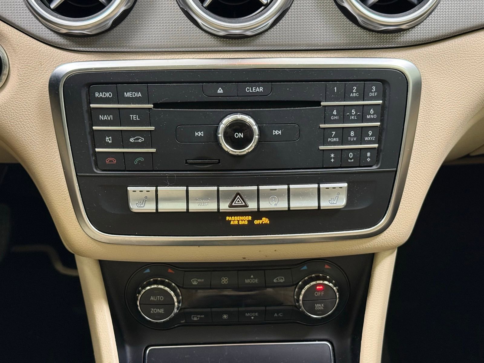 Used 2018 Mercedes-Benz GLA 250 image 28