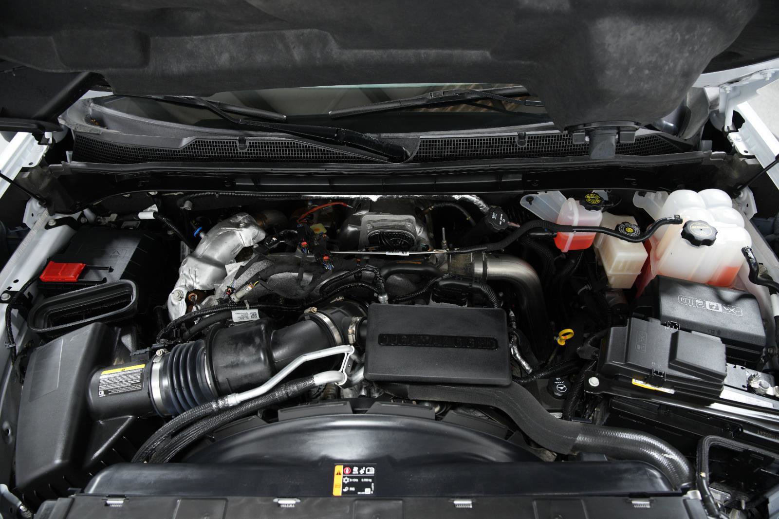 Used 2025 Chevrolet Silverado 2500 High Country w/ High Country Premium Package AWD/4WD image 46
