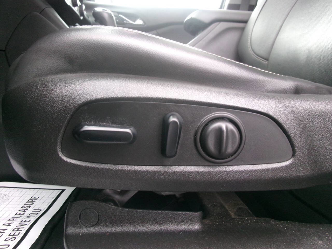 Used 2017 GMC Acadia SLT image 14