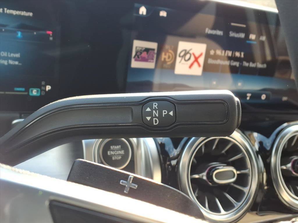 New 2026 Mercedes-Benz GLB 250 4MATIC image 19