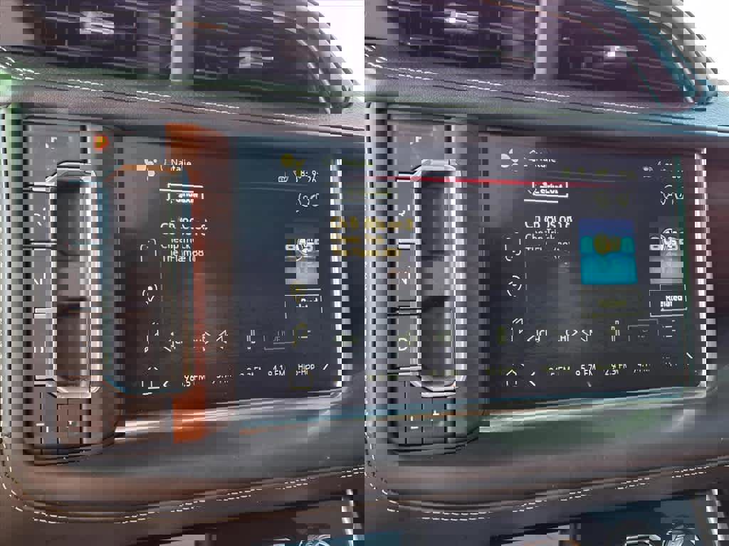 Used 2024 GMC Yukon Denali Ultimate image 22