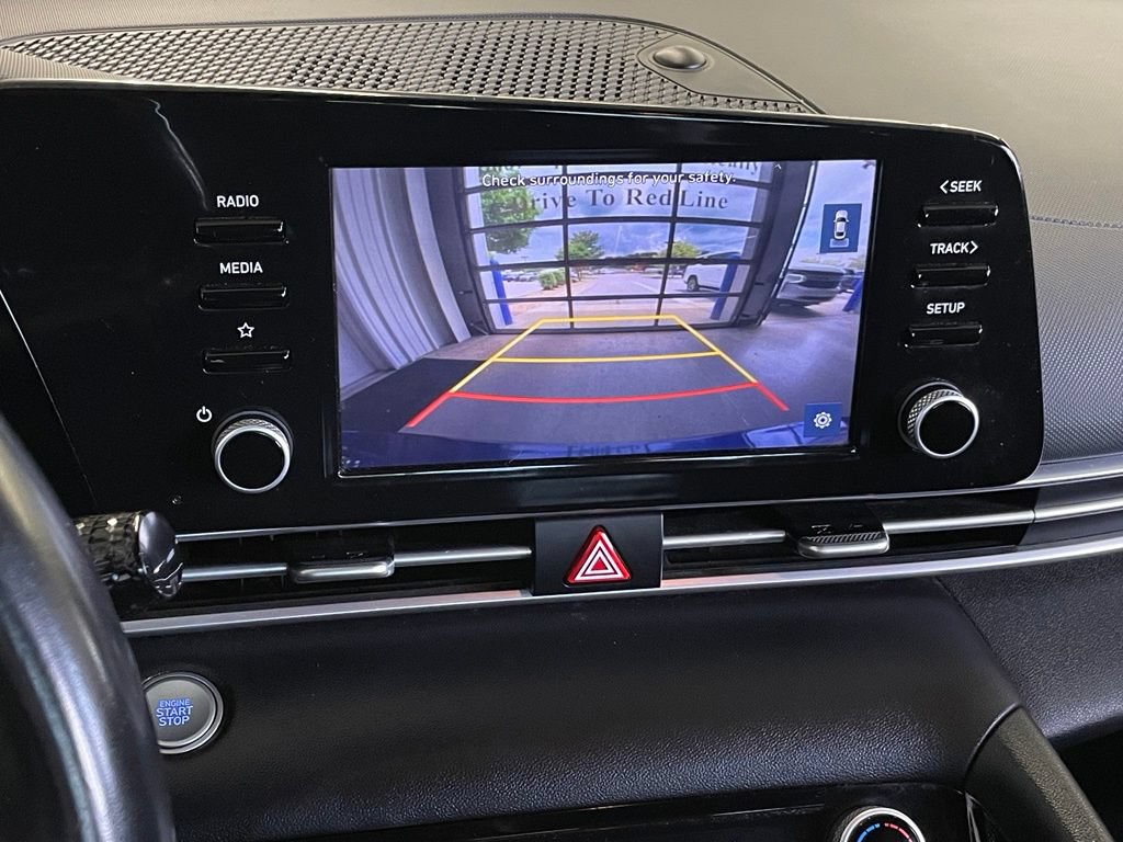 Used 2022 Hyundai Elantra SEL w/ Convenience + Premium Package FWD image 17