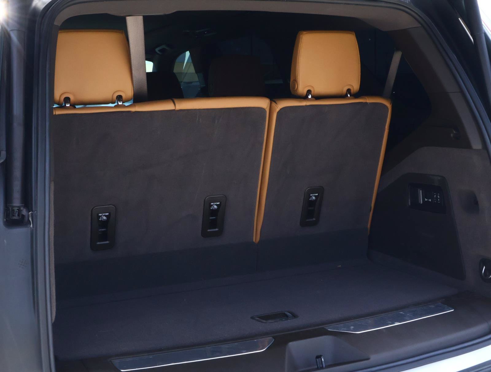 Certified 2025 Cadillac Escalade Premium Luxury RWD image 29