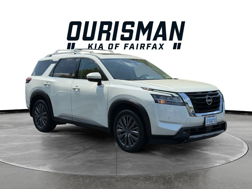 Used 2023 Nissan Pathfinder SL w/ SL Premium Package AWD/4WD image 1