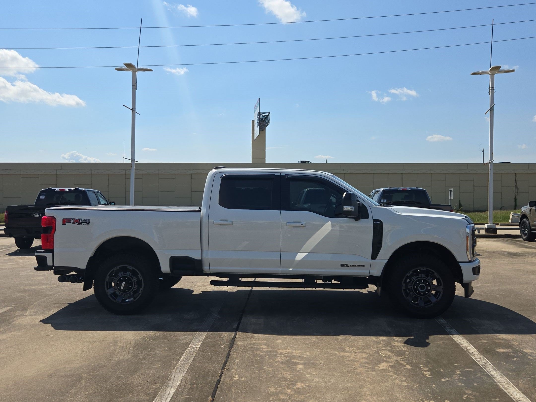 Used 2024 Ford F250 Lariat w/ Sport Appearance Package AWD/4WD image 2