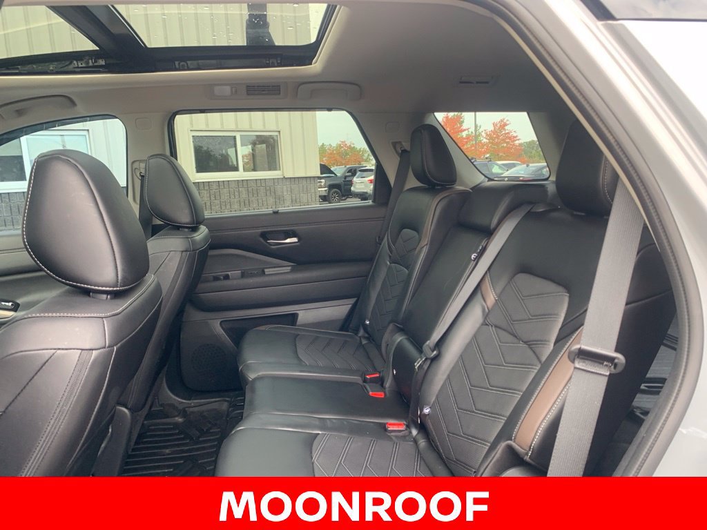 Certified 2024 Nissan Pathfinder Platinum w/ Cargo Package AWD/4WD image 8