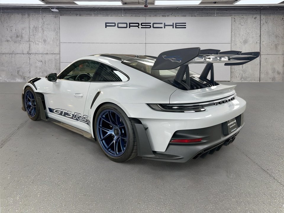 Certified 2024 Porsche 911 GT3 RS RWD image 3