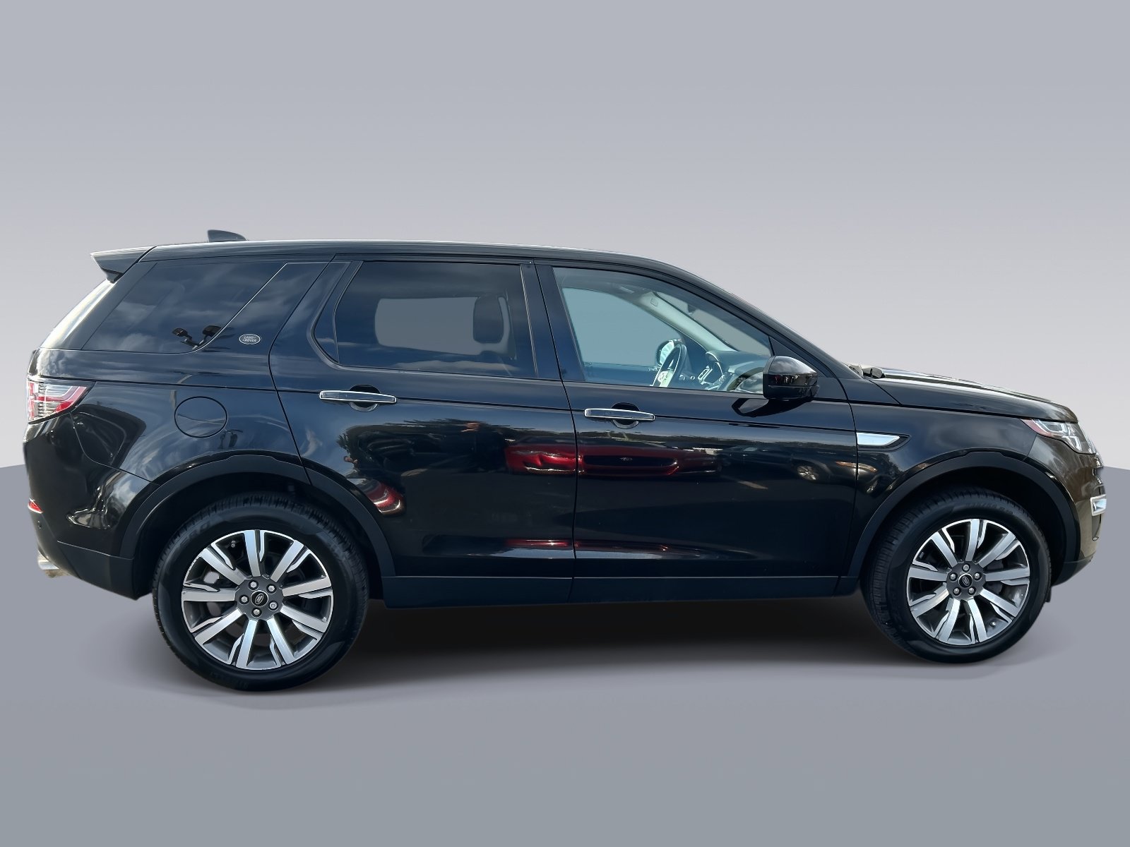 Used 2017 Land Rover Discovery Sport HSE Luxury AWD/4WD image 2